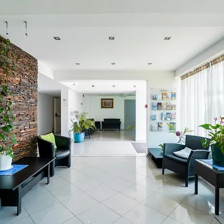 Bay View W/pool 3-min Walk To The * Albufeira